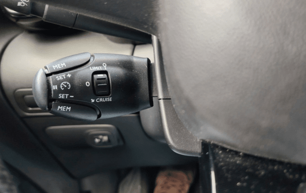 citroen-c3-aircross-bluehdi-100ch-s-s-shine-e6-d-temp - 982034713