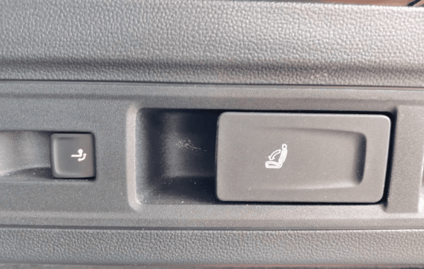 volkswagen-passat-sw-2-0-tdi-evo-150ch-elegance-dsg7 - 982604713