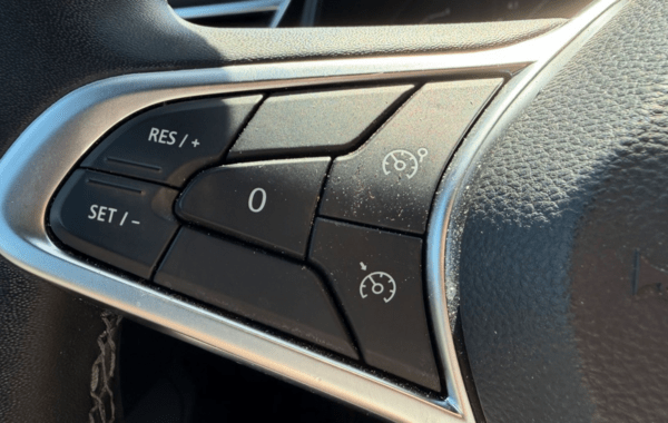 renault-clio-v-1-6-e-tech-145ch-full-hybrid-techno - 983154713
