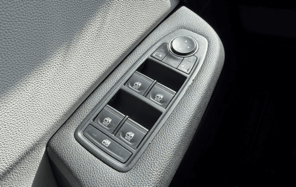 renault-clio-v-1-6-e-tech-145ch-full-hybrid-techno - 983154713