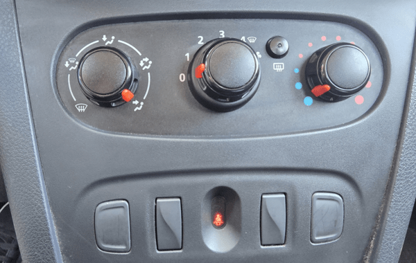 dacia-sandero-1-0-sce-75ch-access-19 - 984264713