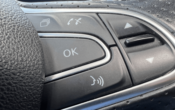 renault-koleos-ii-2-0-dci-175ch-initiale-paris-4x4-x-tronic-18 - 984394713