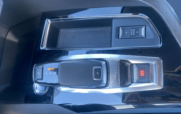 peugeot-3008-1-5-bluehdi-130ch-s-s-active-business-eat8 - 984404713