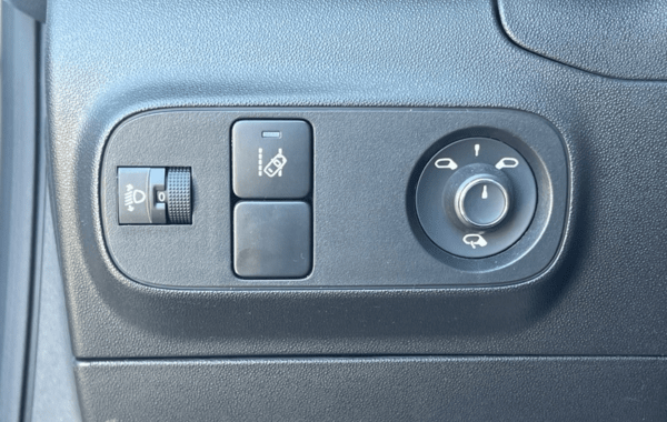 citroen-c3-puretech-82ch-feel-business-s-s-e6-d-temp - 984614713