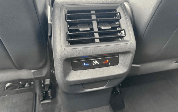volkswagen-tiguan-2-0-tdi-150ch-life-dsg7 - 984864713