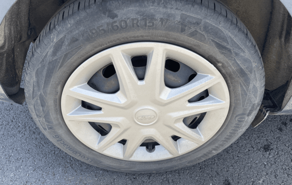 ford-fiesta-1-1-75ch-cool-connect-5p - 985324713