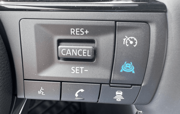 nissan-qashqai-1-3-mild-hybrid-158ch-n-connecta-xtronic-2026 - 985614713