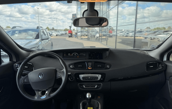 renault-scenic-iii-1-6-dci-130ch-energy-bose-eco2-2015 - 985774713
