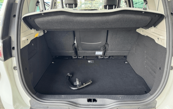 renault-scenic-iii-1-6-dci-130ch-energy-bose-eco2-2015 - 985774713