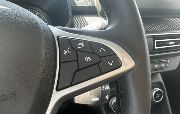 dacia-sandero-1-0-tce-90ch-journey - 985834713