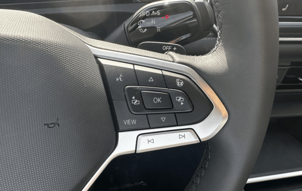 volkswagen-tiguan-1-5-etsi-131ch-life-dsg7 - 985914713