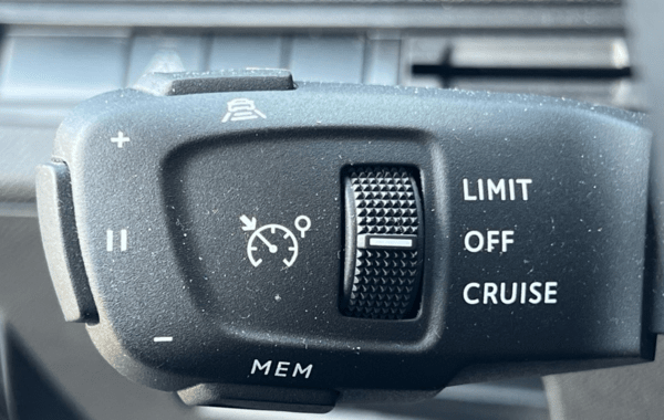 peugeot-3008-1-2-puretech-130ch-s-s-gt - 985944713
