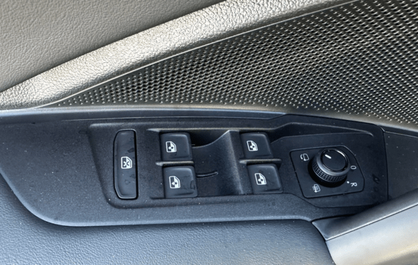 volkswagen-tiguan-1-5-etsi-131ch-life-dsg7 - 985974713