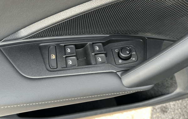 volkswagen-tiguan-1-5-etsi-131ch-life-dsg7 - 986074713