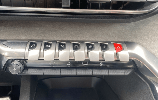 peugeot-3008-1-5-bluehdi-130ch-s-s-gt-eat8 - 986094713