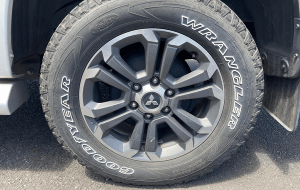 mitsubishi-l200-2-2-di-d-150ch-club-cab-evap-isc-intense - 986244713