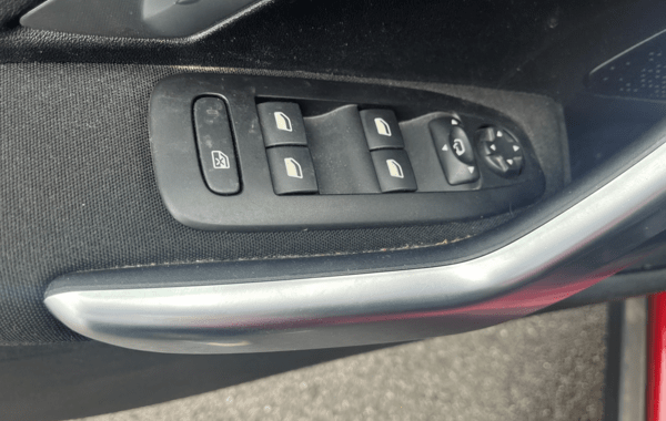 peugeot-2008-1-2-puretech-110ch-e6-c-allure-s-s-5cv - 986284713