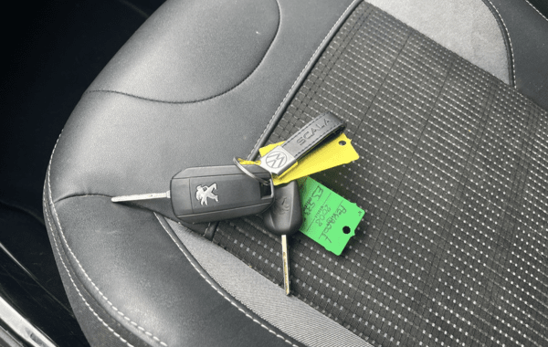 peugeot-2008-1-2-puretech-110ch-e6-c-allure-s-s-5cv - 986284713