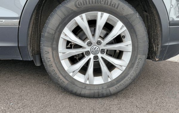 volkswagen-tiguan-1-4-tsi-125ch-confortline - 986604713