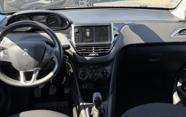 peugeot-208-1-6-bluehdi-100ch-style-5p - 986974713