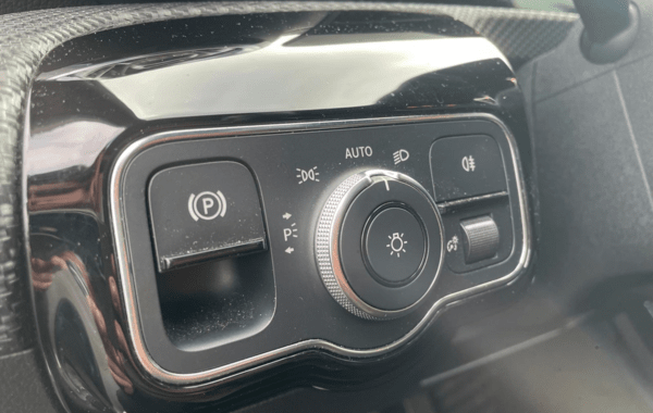 mercedes-classe-a-200d-150ch-style-line-edition-8g-dct-8cv - 987354713