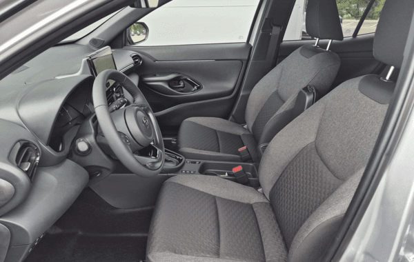 toyota-yaris-cross-130h-design-my26 - 987384713