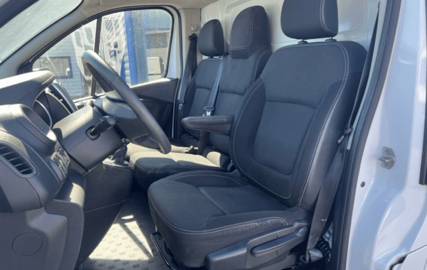 renault-trafic-iii-fg-l1h1-1000-2-0-dci-120ch-grand-confort-s-s-e6 - 989434713