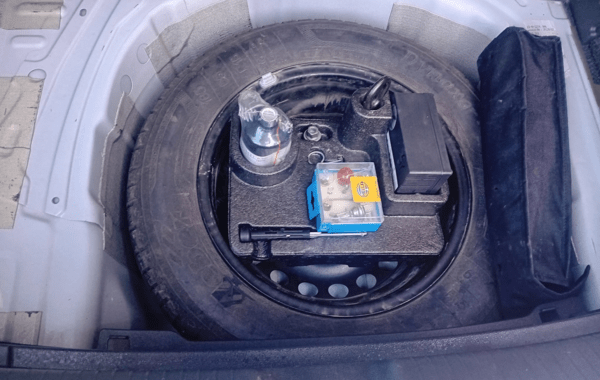 volkswagen-polo-1-0-tsi-95ch-confortline - 990474713
