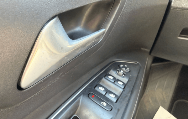 peugeot-3008-1-2-puretech-130ch-allure-s-s-eat8-109g - 991874713