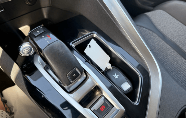 peugeot-3008-1-2-puretech-130ch-allure-s-s-eat8-109g - 991874713