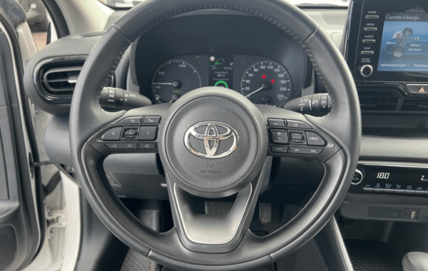 toyota-yaris-116h-design-5p-my22 - 992414713