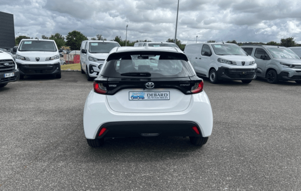 toyota-yaris-116h-design-5p-my22 - 992414713