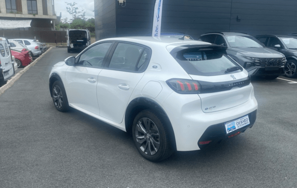 peugeot-208-e-208-136ch-allure - 992694713