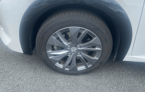 peugeot-208-e-208-136ch-allure - 992694713