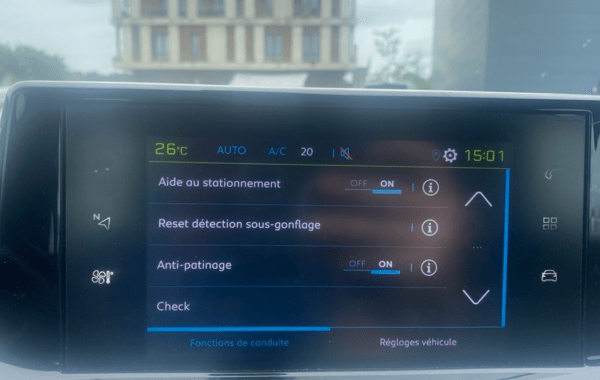 peugeot-208-e-208-136ch-allure - 992694713