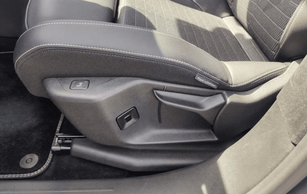 peugeot-3008-1-2-hybrid-136ch-allure-e-dcs6 - 994304713