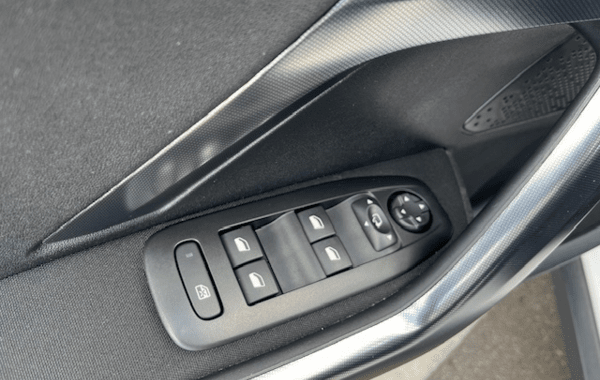 peugeot-2008-1-2-puretech-110ch-allure-s-s - 996314713