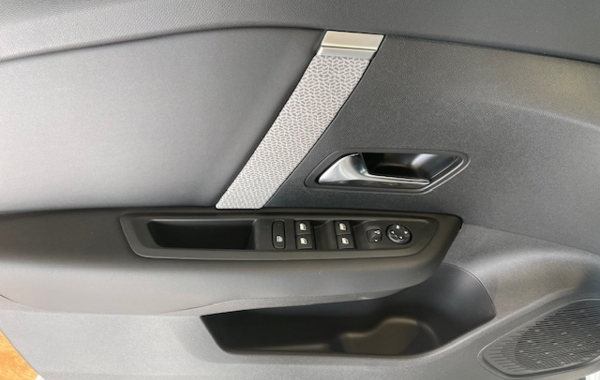 citroen-c4-puretech-130ch-s-s-feel-pack-eat8 - 51978575
