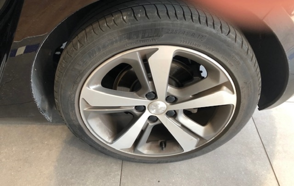 peugeot-308-1-2-puretech-130ch-e6-3-s-s-allure-eat8 - 56668575