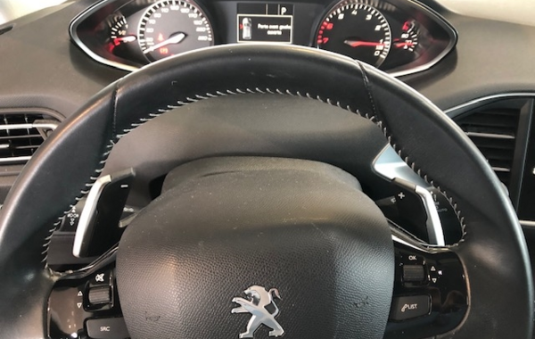 peugeot-308-1-2-puretech-130ch-e6-3-s-s-allure-eat8 - 56668575