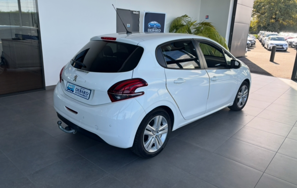 peugeot-208-1-2-puretech-82ch-style-5p - 57958575