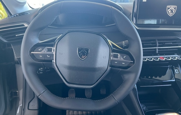 peugeot-208-1-2-puretech-100ch-s-s-allure - 58328575