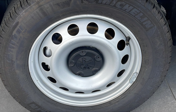 peugeot-rifter-taille-m-1-5-bluehdi-100ch-s-s-active-pack-n1-5-places - 60028575