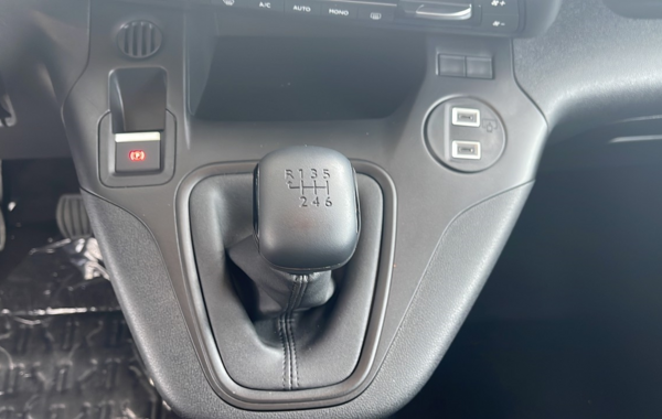 citroen-berlingo-taille-m-1-5-bluehdi-100ch-s-s-plus-5-places - 60318575