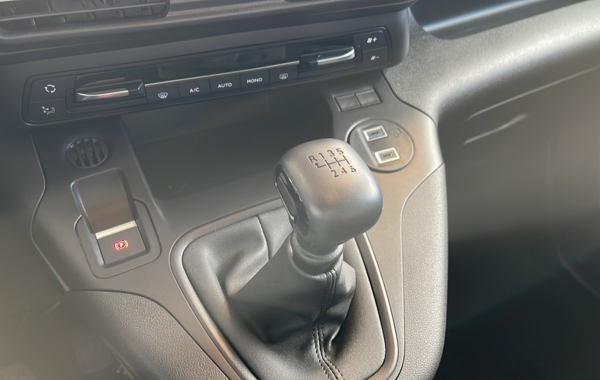 citroen-berlingo-taille-m-1-5-bluehdi-100ch-s-s-plus-5-places - 60488575