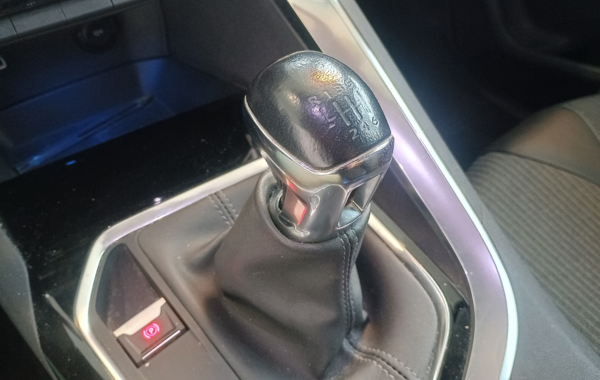 peugeot-3008-1-5-bluehdi-130ch-s-s-allure-pack - 62558575