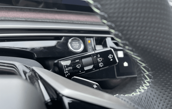 peugeot-5008-hybrid-145ch-gt-e-dcs6 - 63478575