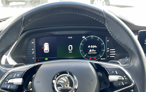 skoda-octavia-2-0-tdi-150ch-style-dsg7 - 63588575