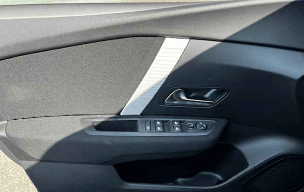 citroen-c4-1-2-hybride-145ch-s-s-plus-automatique - 64618575