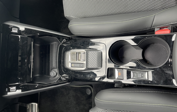 peugeot-208-1-2-hybrid-145ch-gt-e-dcs6 - 65018575